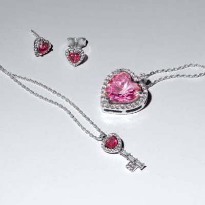 Pandora Campaign 201 25 off with purchase with 125 spend! EN Image Set 1 1080x1080